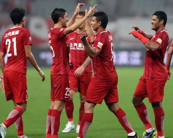 麻将胡了-上港总算止住连败，战胜泰达重新找回节奏