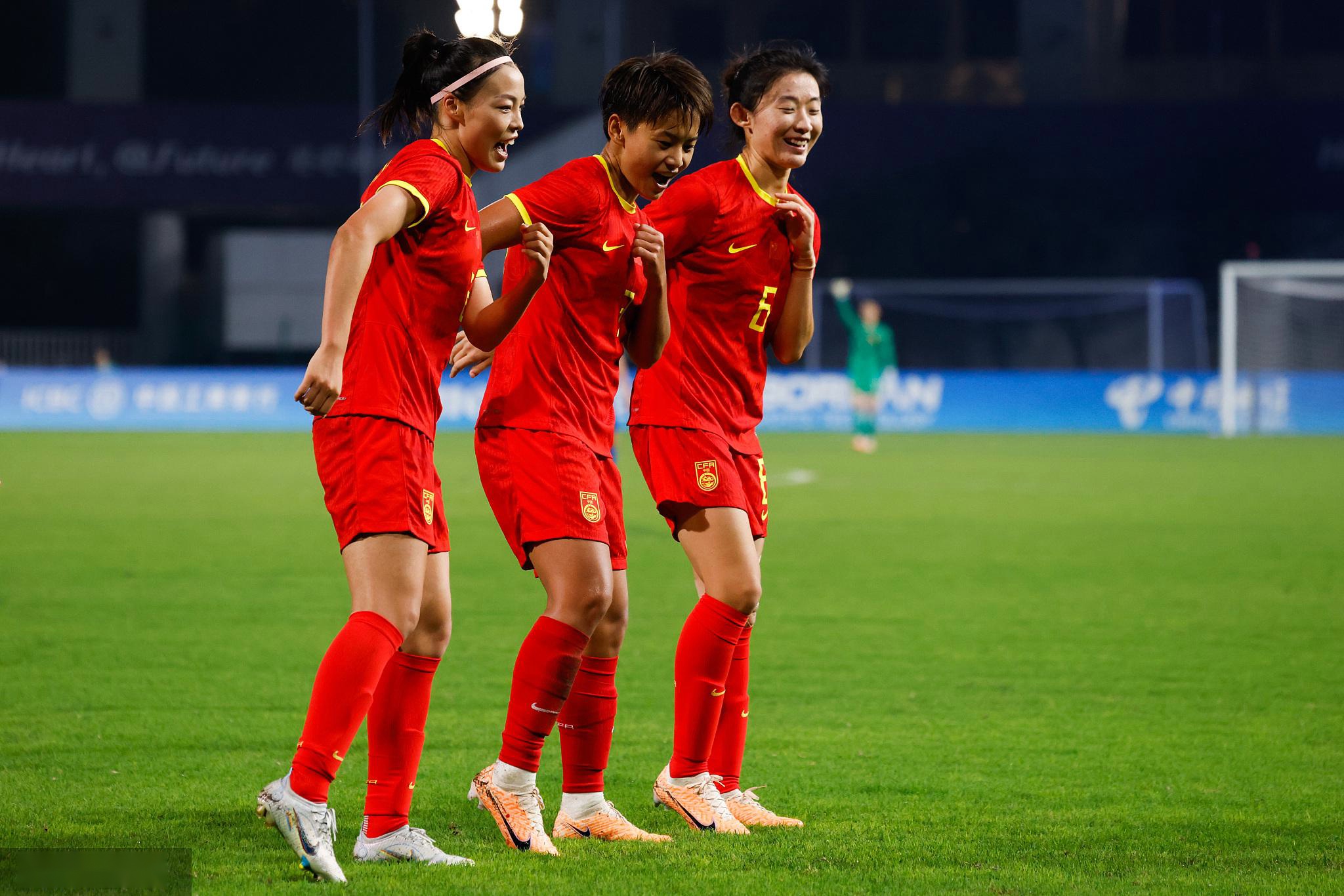 关于中国女足备战持续升温，备战夺冠信心十足的信息